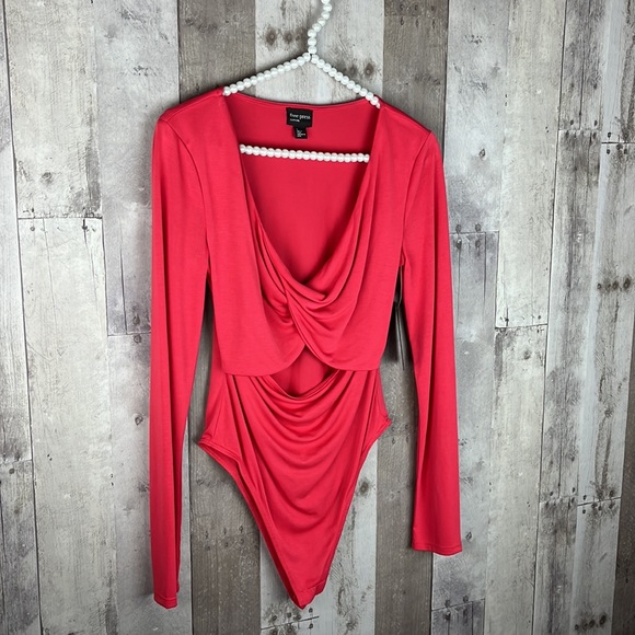 NWT Free Press Twist Cutout Bodysuit Size Small - Picture 4 of 7